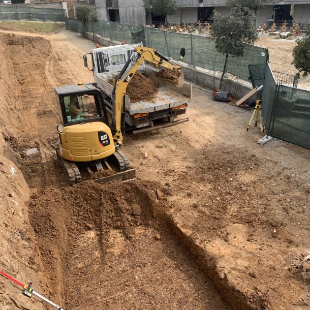 GMG Montagnese Costruzioni - Edilizia e Autotrasporti conto terzi a Firenze e in tutto il nord Italia